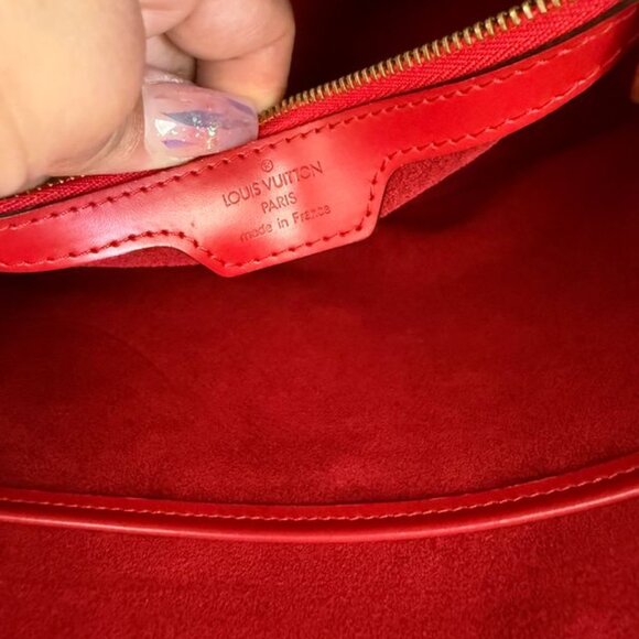 Louis Vuitton Red Epi Handbag - Picture 9 of 12